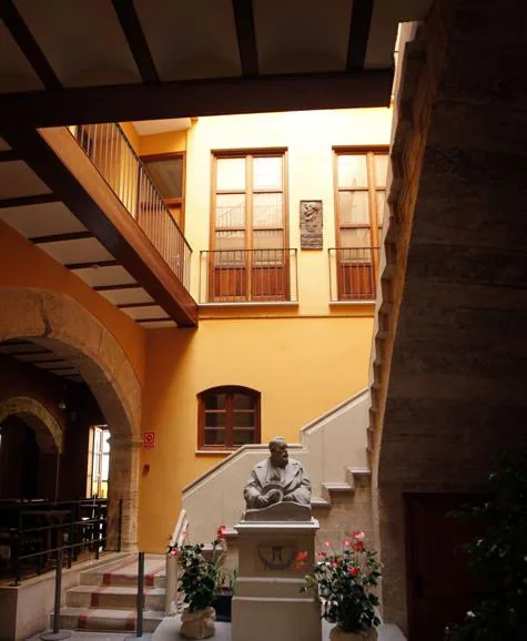 Enforex convertirá el colegio de San Nicolás de Valencia en residencia estudiantil de lujo y el Círculo de Bellas Artes en aulario
