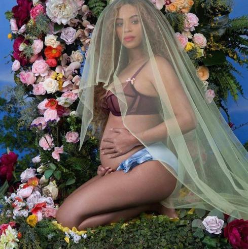 Beyoncé cobra 1 millón de dólares por subir una foto a Instagram