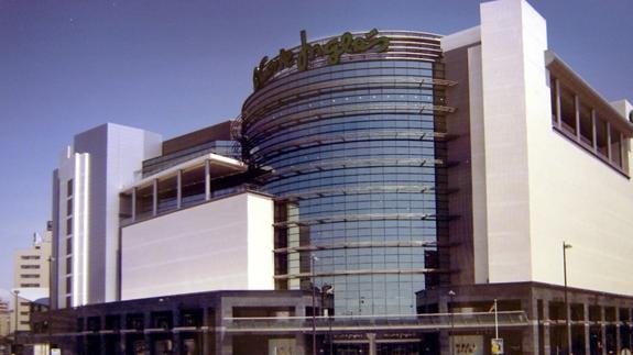 Horarios de El Corte Inglés el Lunes de Pascua. Centros comerciales abiertos