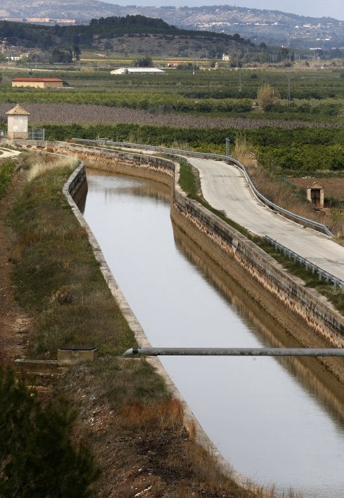 Acequia Real del Júcar a su paso por Alberic. :: jesús signes