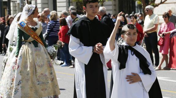 Un momento de la procesión cívica de San Vicente Ferrer.