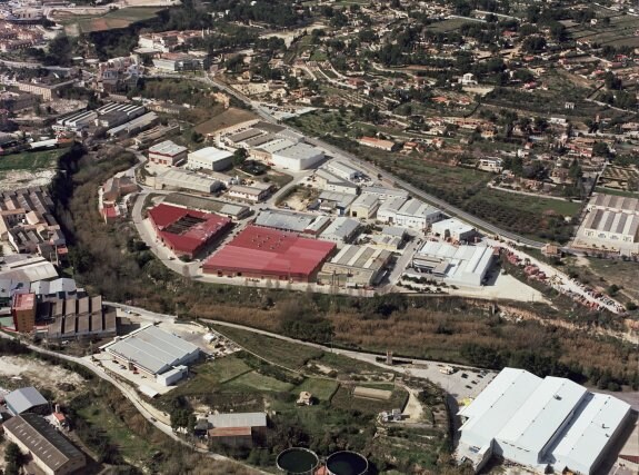Vista aérea de una de las zonas industriales de Ontinyent. :: lp