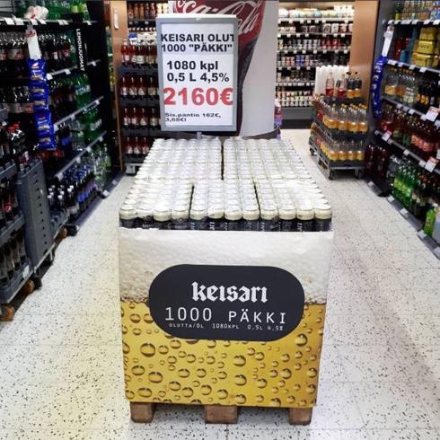 El stand donde se vende la cerveza en los supermercados finlandeses.