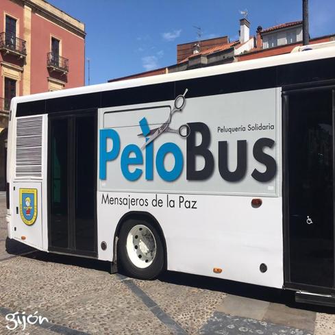 Mensajeros de la Paz pone en marcha el 'Pelobus'