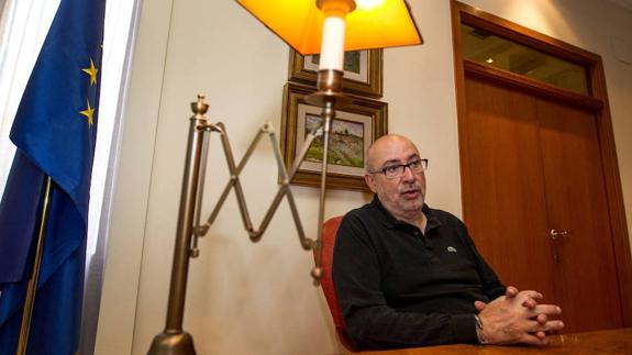 Alcaraz: «El Derecho Civil valenciano es irrenunciable para la Generalitat»