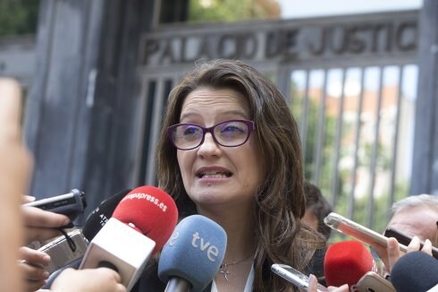 La vicepresidenta Mónica Oltra, tras un acto en Castellón. :: EFE/ Domenech Castelló