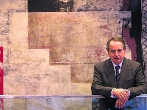 Juan José Toribio, ayer, antes de impartir su conferencia en Valencia. ::
DAMIÁN TORRES