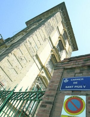 El Consell de Cultura lamenta que la fachada del San Pío se caiga a trozos