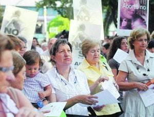 Los colegios católicos darán clases de sexualidad para frenar el aborto