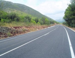 La carretera entre Benigembla y Pla de Petracos abre al tráfico