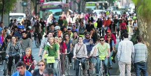 Valencia aprende a pedalear