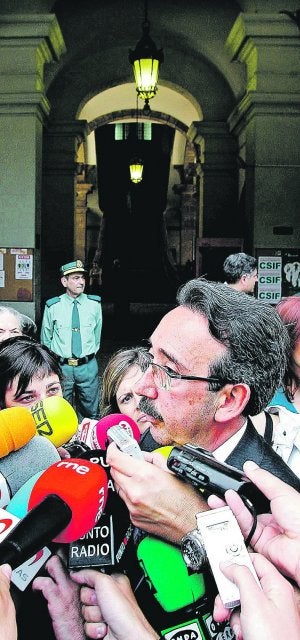José Tomás, tras declarar en el TSJ de la Comunitat ::
EFE/M. B.