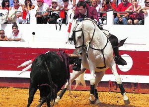 Manuel Manzanares ya sabe lo que es triunfar en plazas de categoría, como la de Dax. :: APLAUSOS