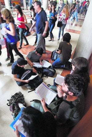El examen oral de inglés obligará a ampliar los días de Selectividad