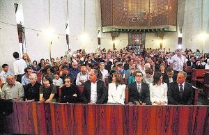 Xàbia se vuelca con Juan Sivera en su primera misa