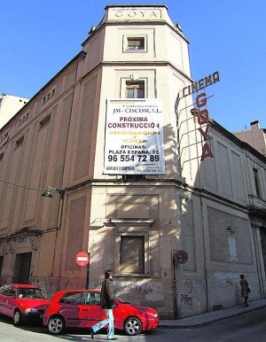 Alcoy deja el Cine Goya en el olvido