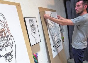 Dibujos nostálgicos y diseños con aire urbano