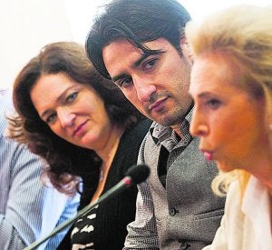 Beneyto insiste en que los palaus coordinen su programación de óperas