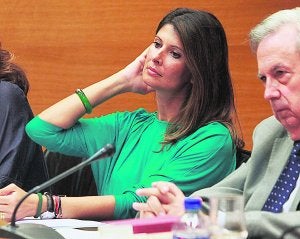 Esther Pastor, durante su comparecencia en una comisión de Les Corts. ::                             IRENE MARSILLA