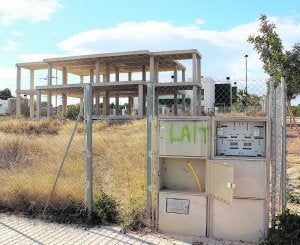 El vandalismo toma el sector inacabado de Miramar en El Vedat