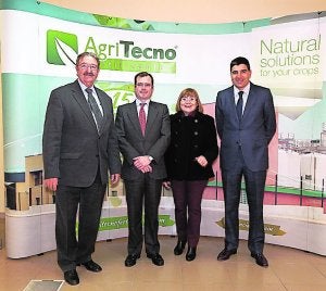 Un instante de la visita. ::
LP
