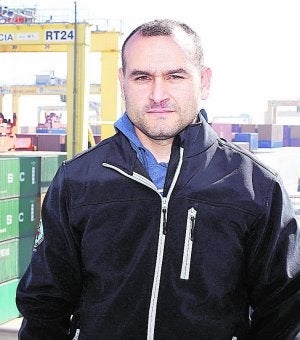 «Cobramos un sueldo digno, pero nuestro trabajo es duro y de riesgo»