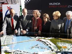 Los Reyes, junto a Camps, Barberá, De la Vega y García Antón. Foto: EFE.