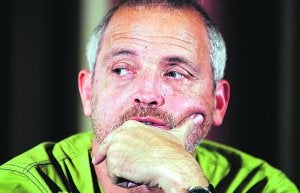 ACTOR DE TEATRO. Rebellón compagina la obra con los rodajes de 'Hospital Central'. / SIGNES