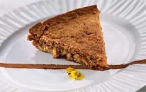 Tarta de nueces con salsa inglesa