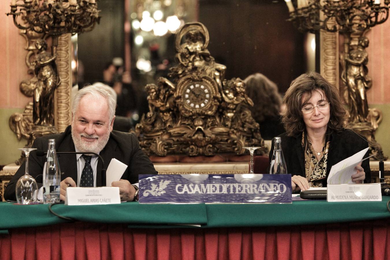 El ministro Arias Cañete participa en una conferencia sobre el agua