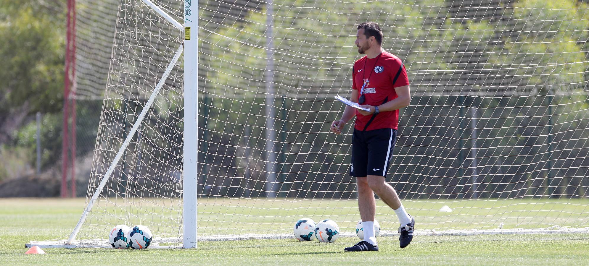 Primer entrenamiento de Jokanovic