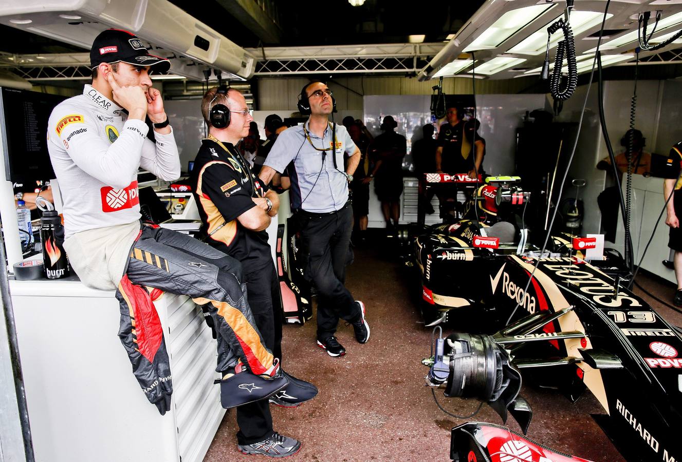 Pastor Maldonado de Lotus F1 Team. Pilotos y equipos entrenan en Montecarlo para la gran carrera de Mónaco.