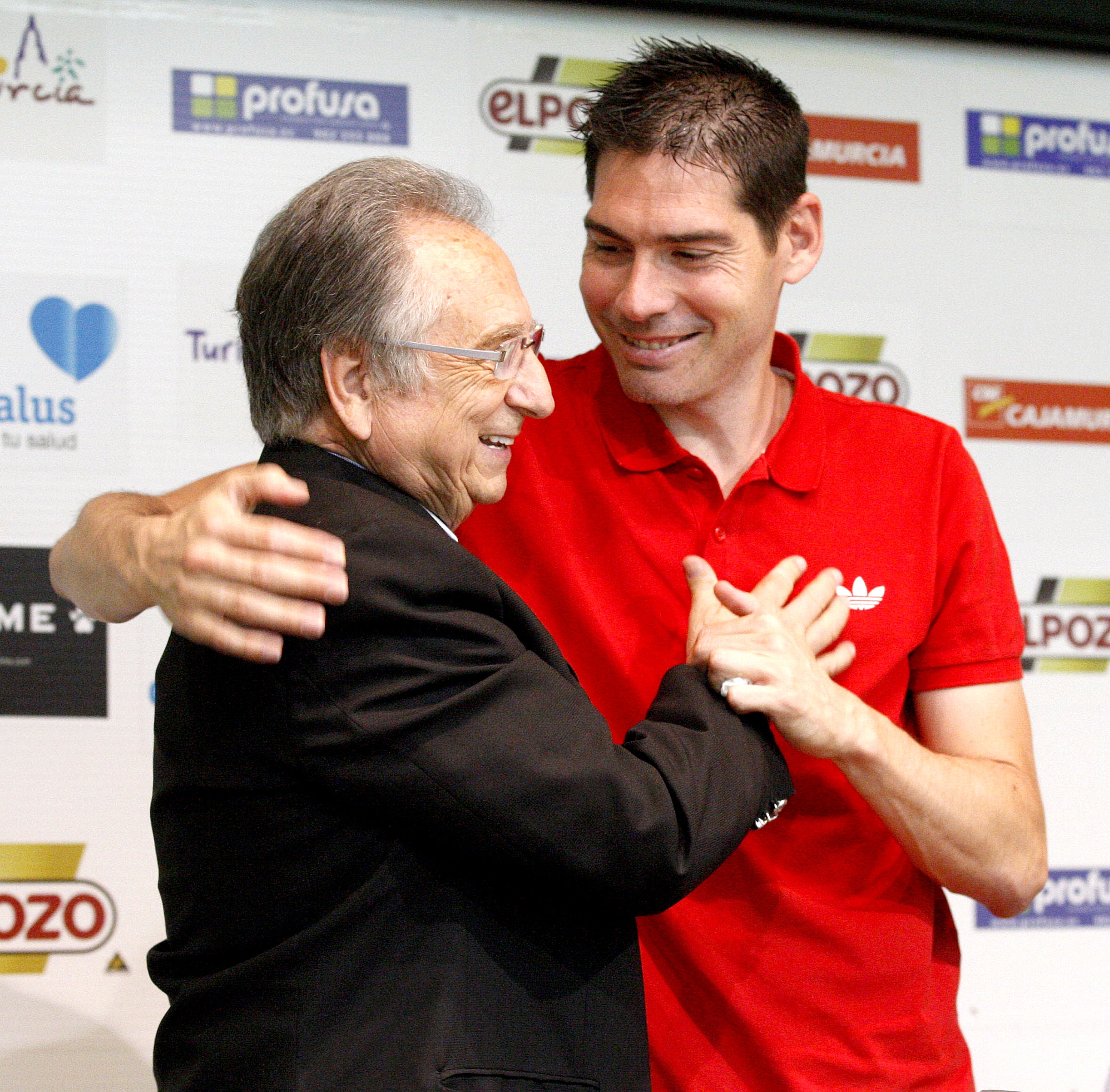 Punto y final. Con Tomás Fuertes, el pasado 20 de mayo, tras anuciar su retirada.