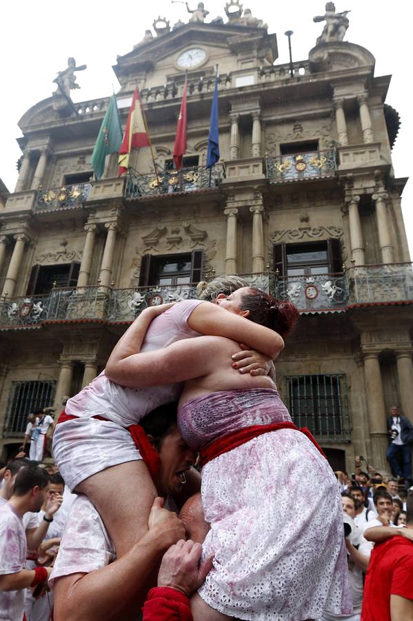 El chupinazo abre las fiestas de San Fermín