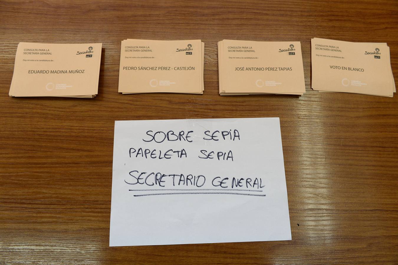 Los socialistas murcianos eligen al nuevo secretario general