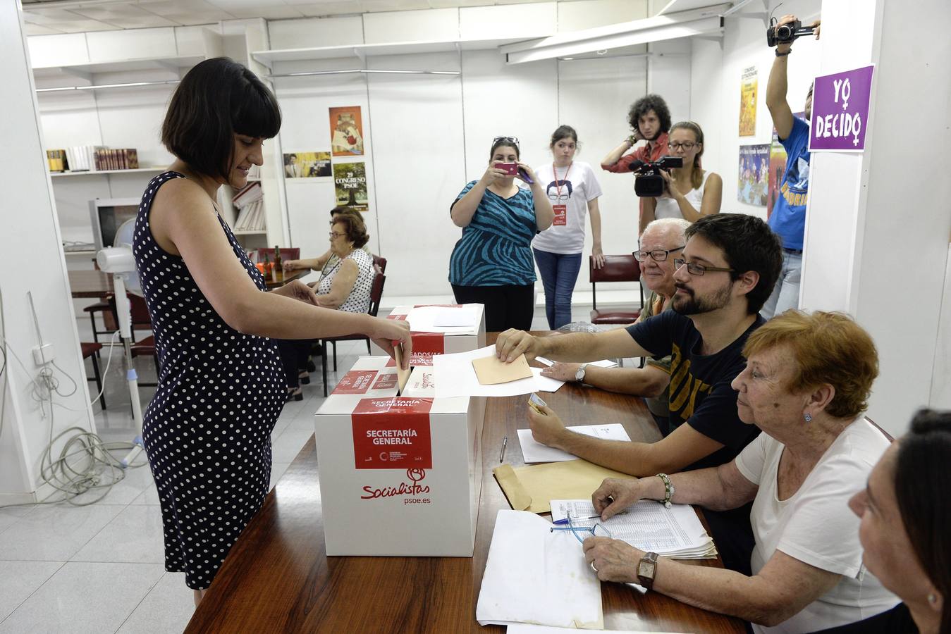 Los socialistas murcianos eligen al nuevo secretario general