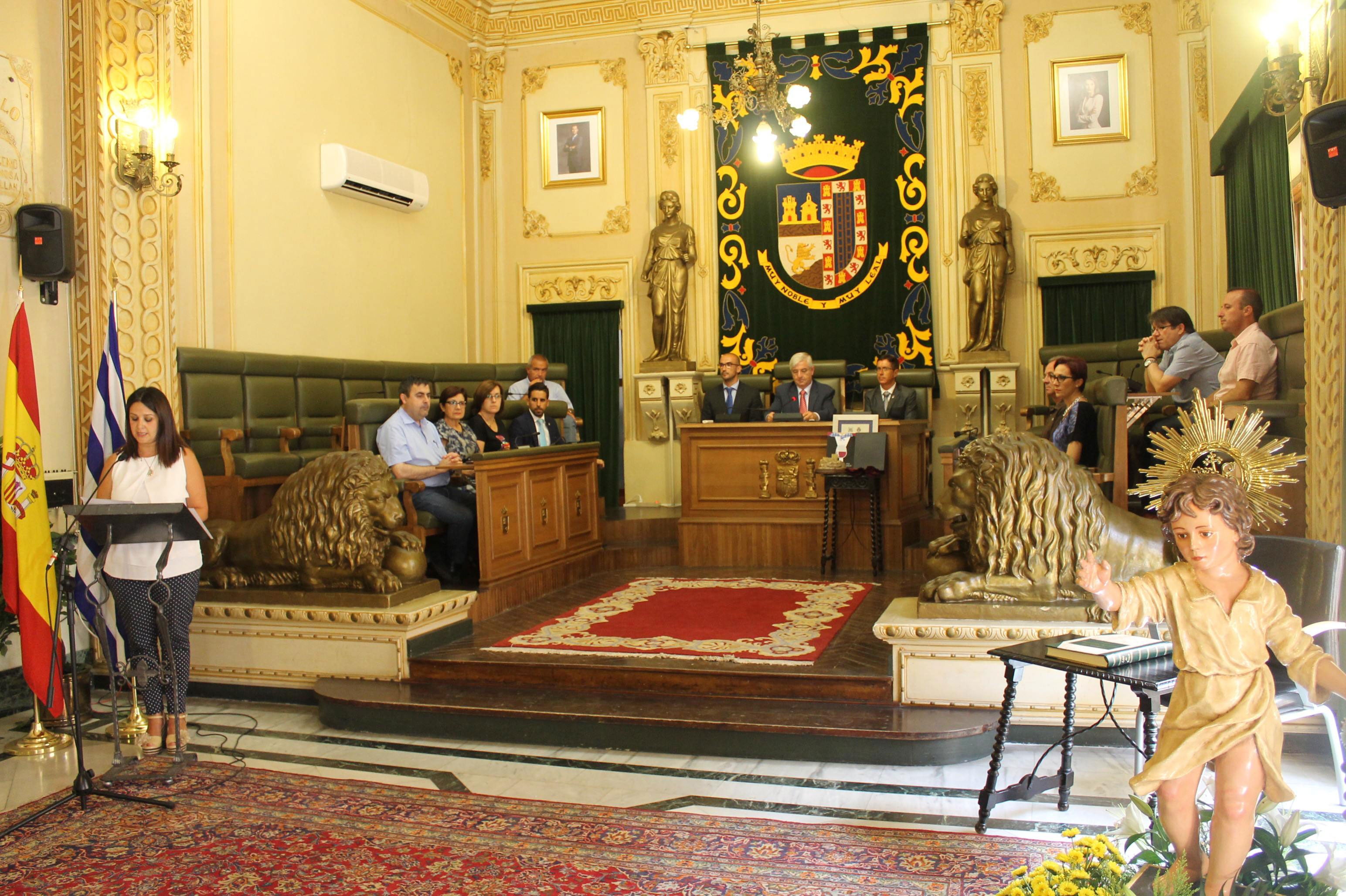 El Ayuntamiento acoge el acto oficial de hermanamiento entre las Fiestas de Jumilla y Requena