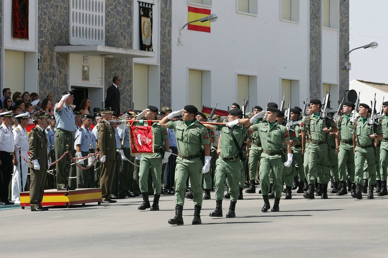 Guisasola toma el mando de la III Bandera de Paracaidistas de Javalí