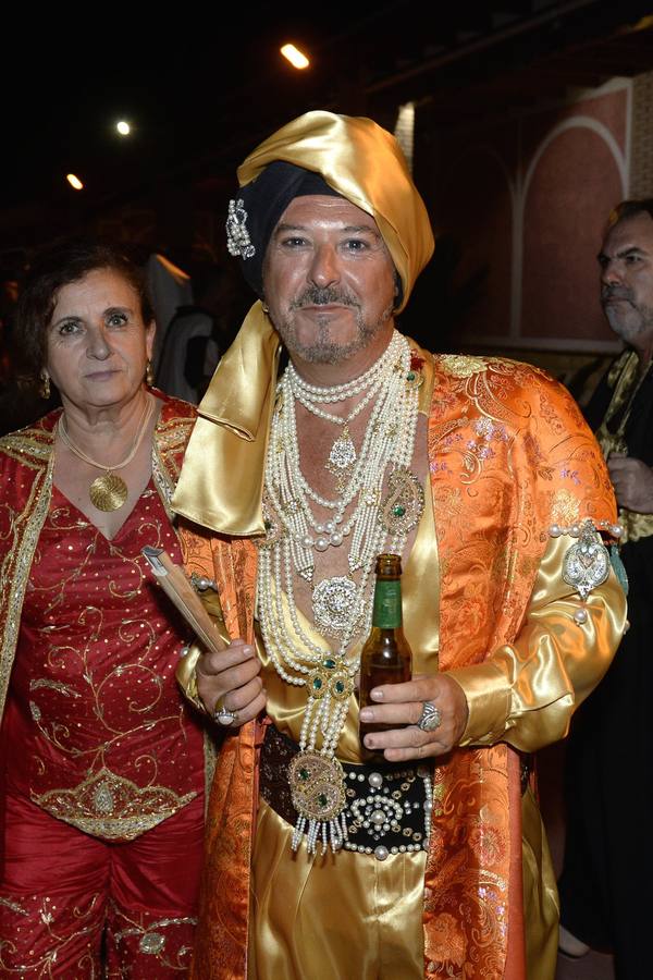 Moros y Cristianos dan incio a sus fiestas con una cena medieval