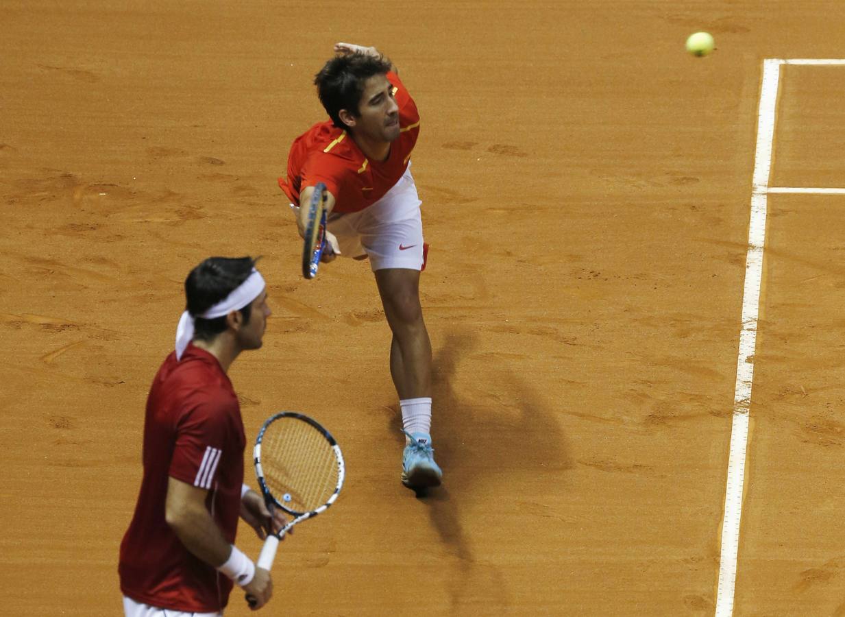 Brasil gana el punto del dobles a España