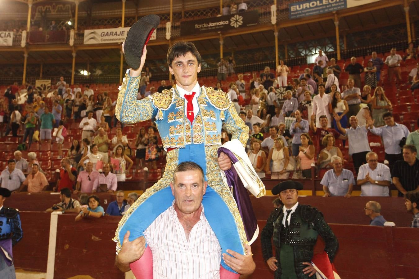 Filiberto abre la puerta grande