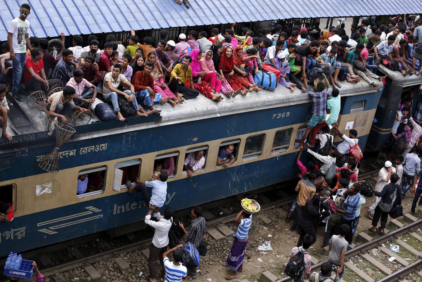 Vuelta masiva a casa por la Fiesta del Cordero