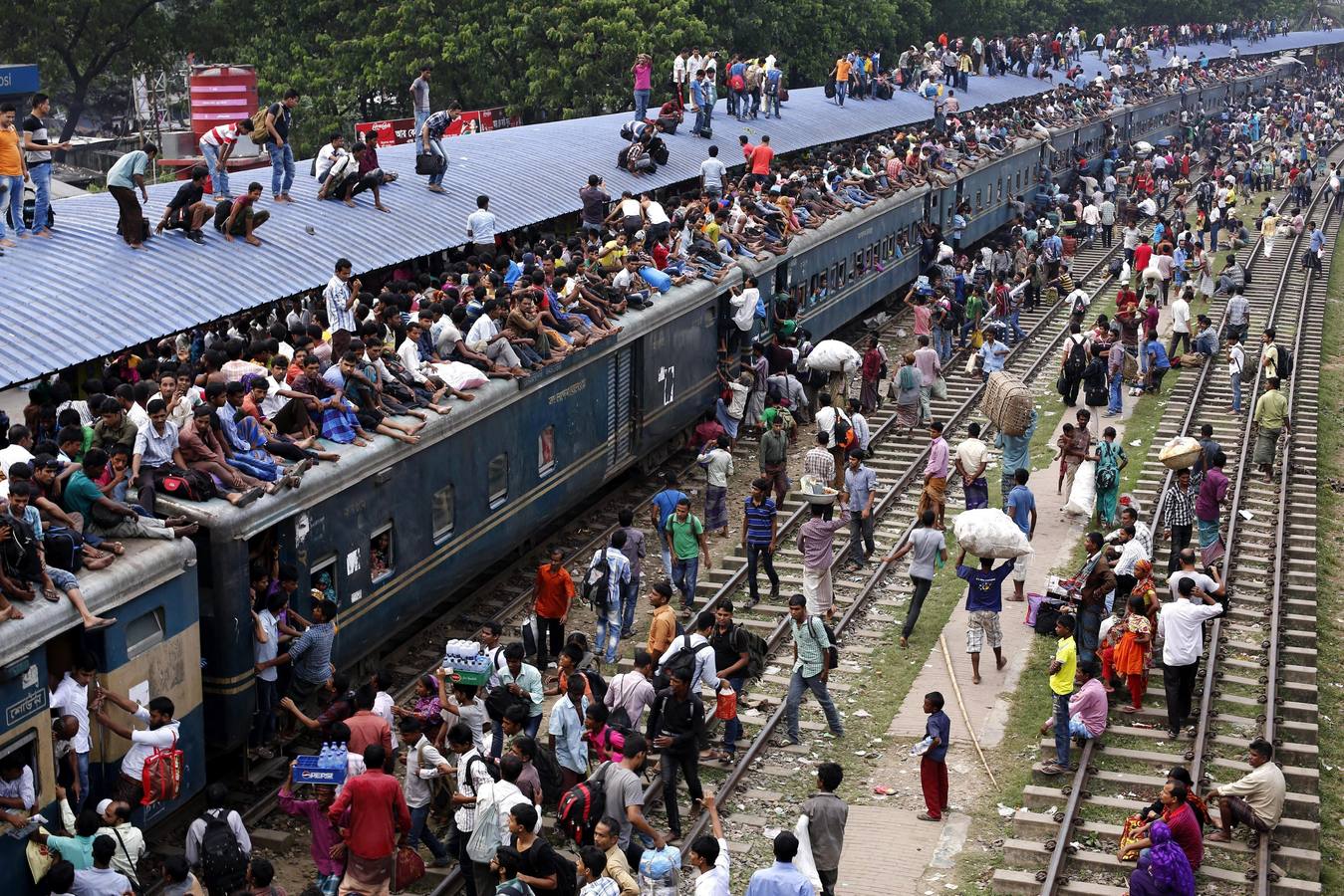 Vuelta masiva a casa por la Fiesta del Cordero