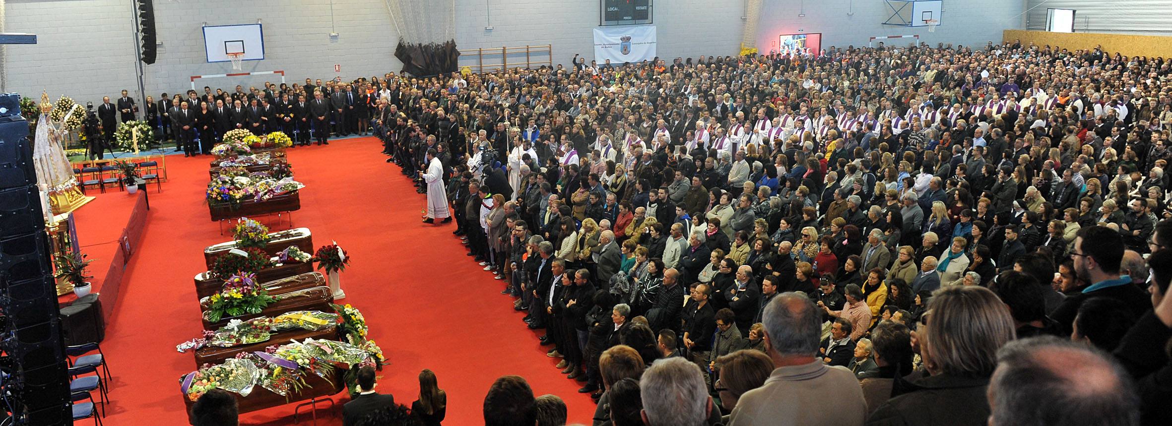 (10-11-2014) Funeral de los fallecidos en Bullas en el accidente de Bullas el pasado sabado por la noche