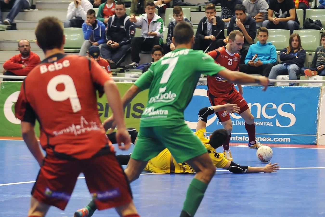 ElPozo vuelve a golear (7-0)
