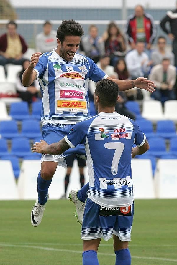 Victoria de La Hoya ante el Arroyo (6-1)