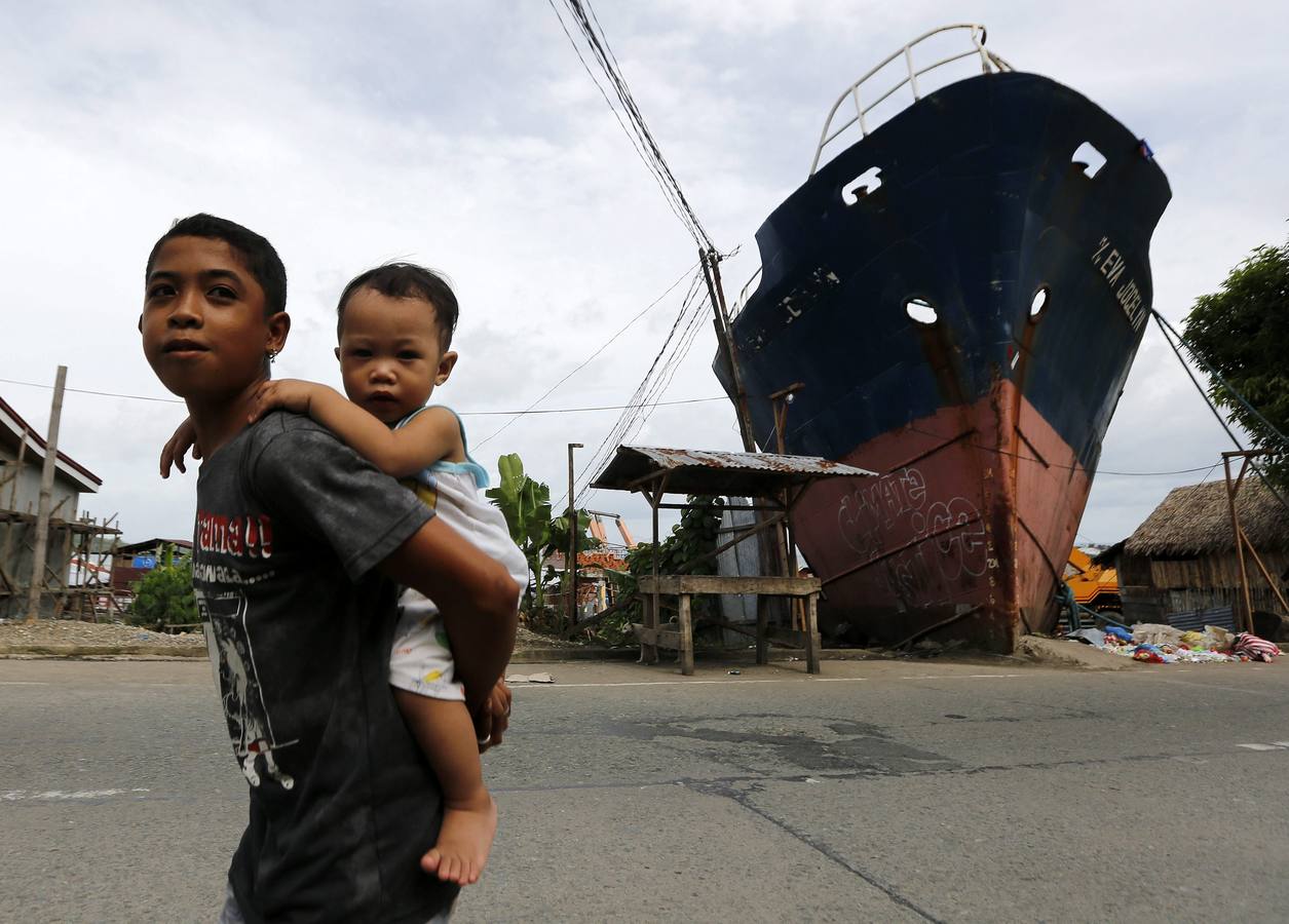 Filipinas se prepara para la llegada del tifón Hagupit