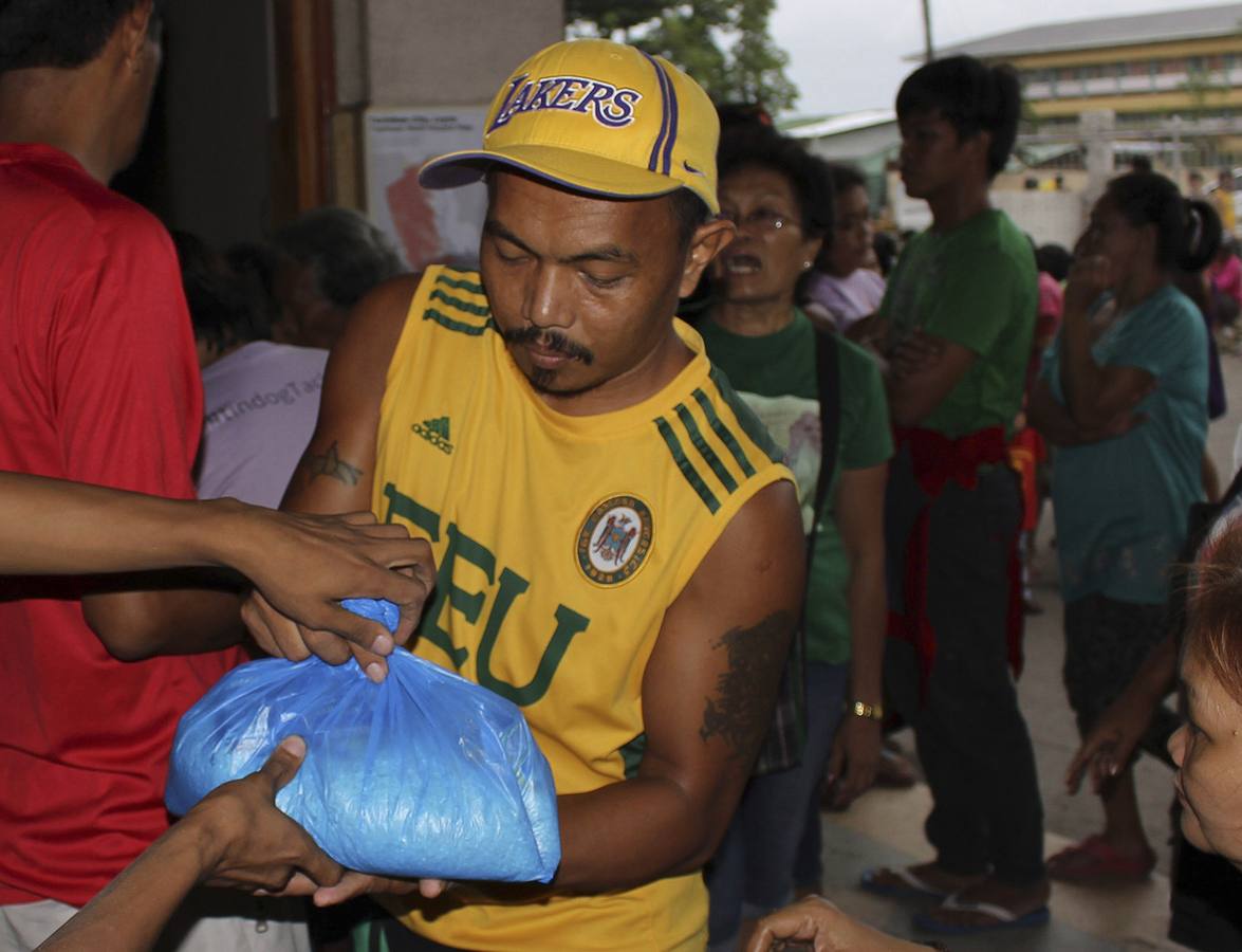 Filipinas se prepara para la llegada del tifón Hagupit
