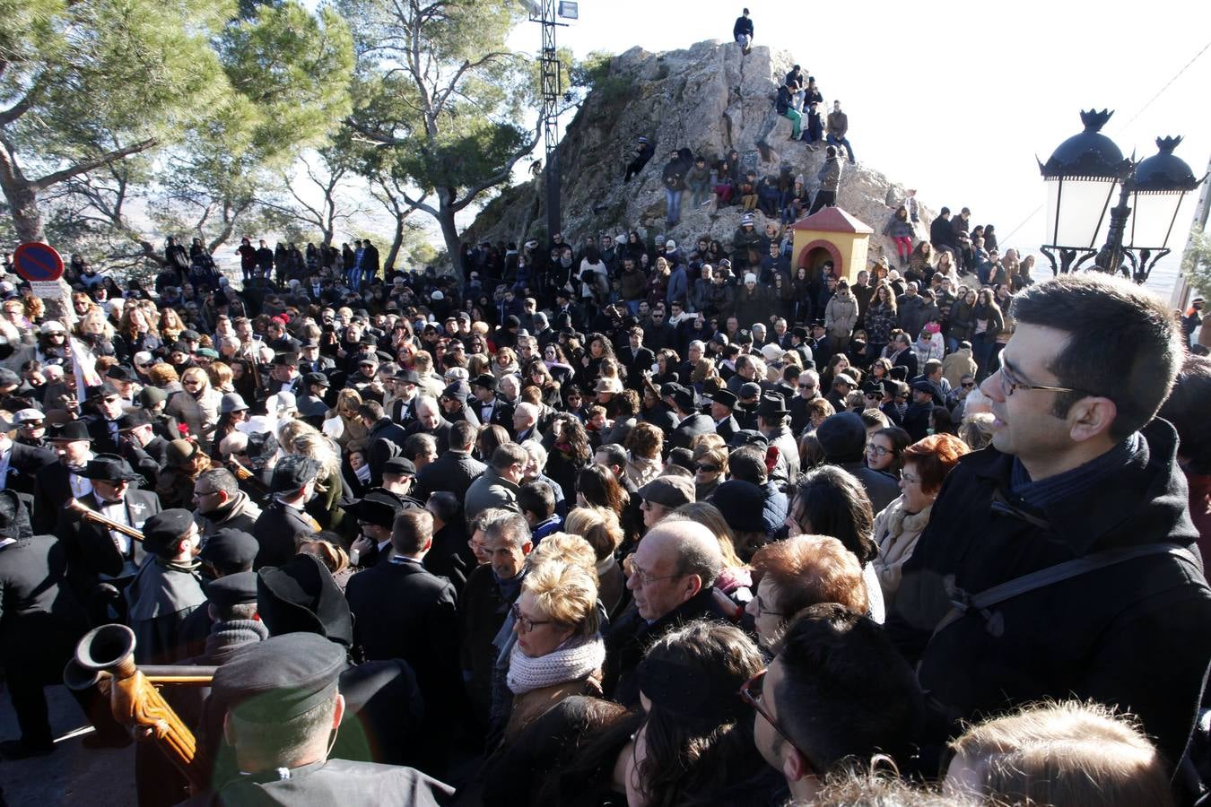 Doce horas de pólvora para recibir a la Purísima