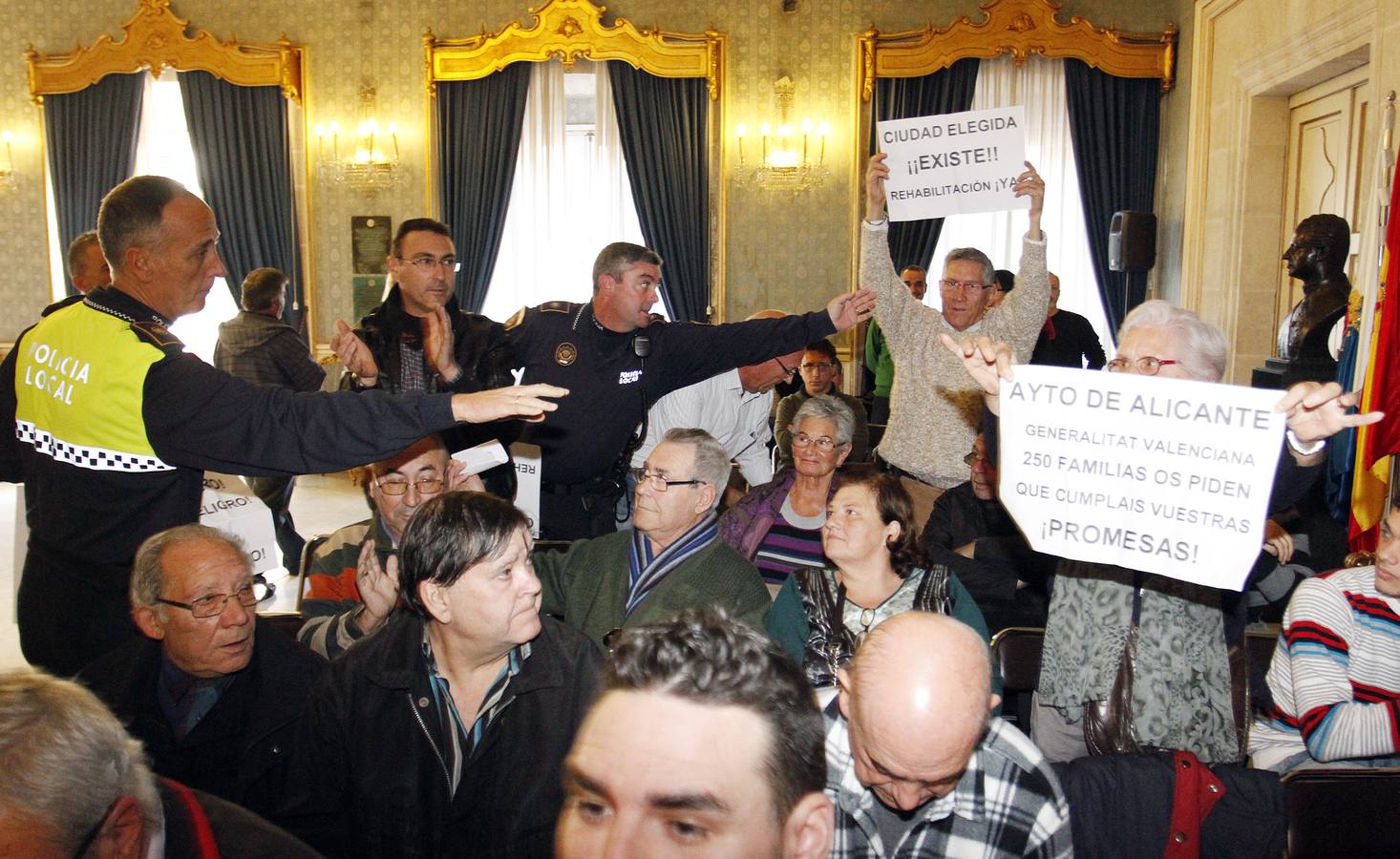 Pleno en el Ayuntamiento de Alicante